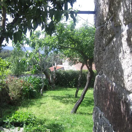 Semesterbostad Casa Dos Bisavos- Slow Down Na Rota Do Romanico Oporto