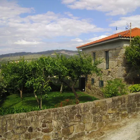 Casa Dos Bisavos- Slow Down Na Rota Do Romanico *