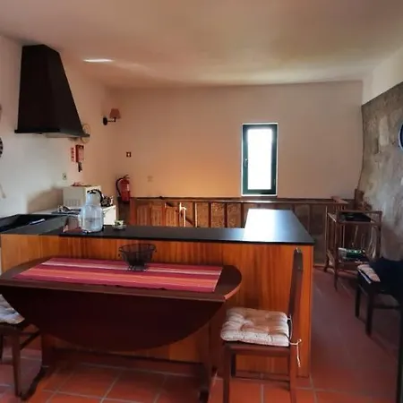Holiday home Casa Dos Bisavos- Slow Down Na Rota Do Romanico
