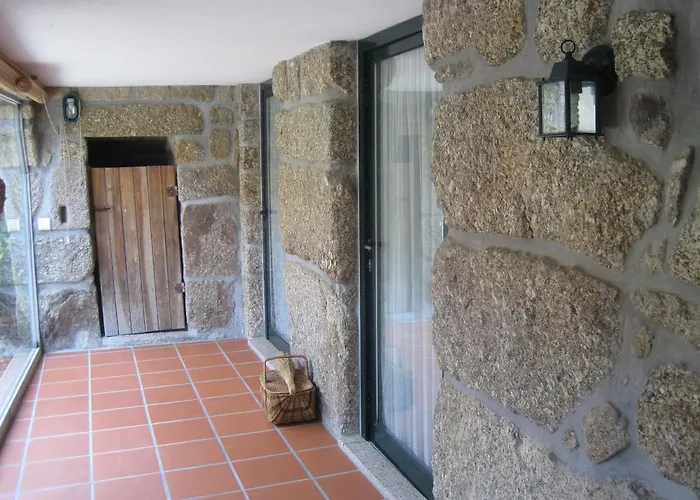 Casa Dos Bisavos- Slow Down Na Rota Do Romanico * Πόρτο