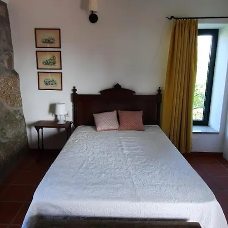 Casa Dos Bisavos- Slow Down Na Rota Do Romanico